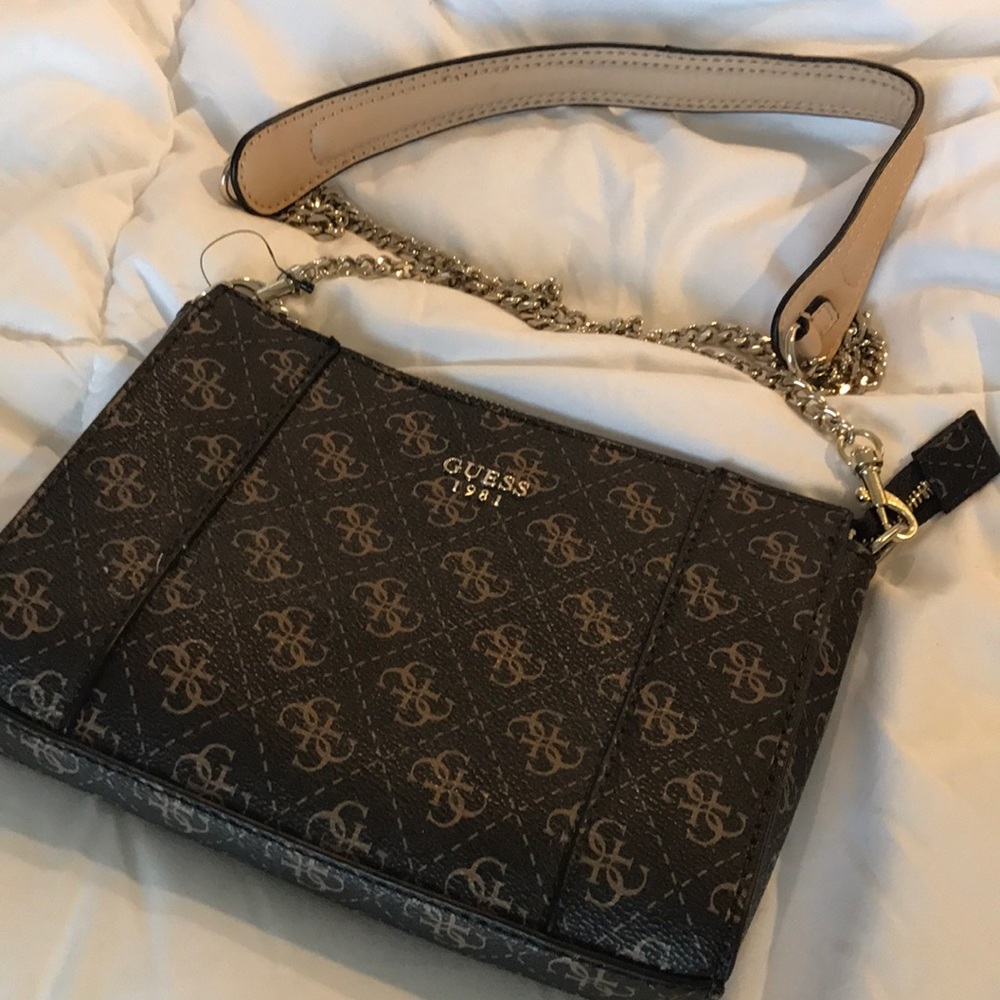 Guess chain cross bag